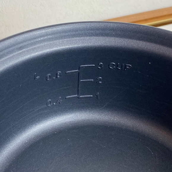 BLACK+DECKER 3 Cup Capacity Rice Cooker - Picture 8 of 12